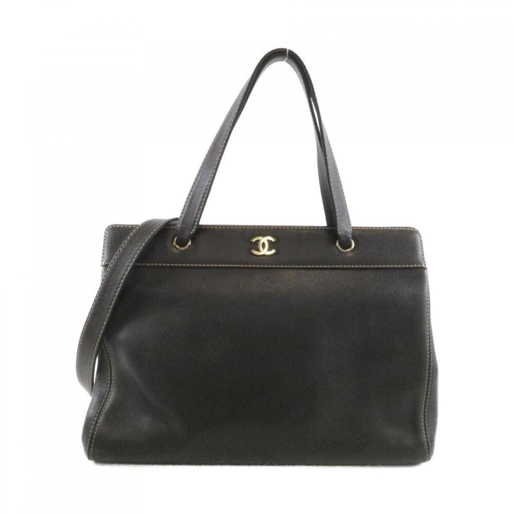 Chanel 17004 handbag